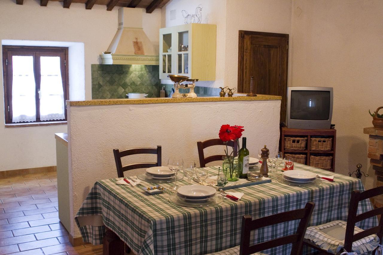 Agriturismo Santa Caterina 카스텔누오보디발디세시나 객실 사진